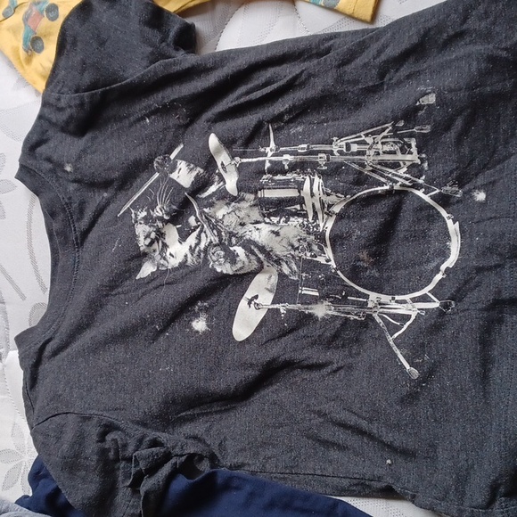 Bundle of 16 boys short sleeve tee shirts 5T, Old Navy, GAP, Garanamials… - Picture 9 of 16